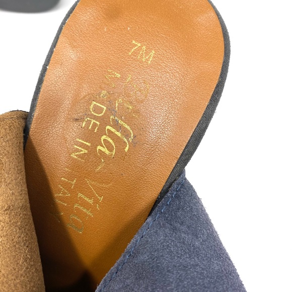 Bella Vita Sandals - Picture 8 of 8